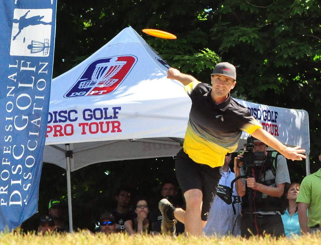 Cale Leiviska played through the final round of the Vibram Open after contracting Lyme disease and is still on the mend. Photo: PDGA