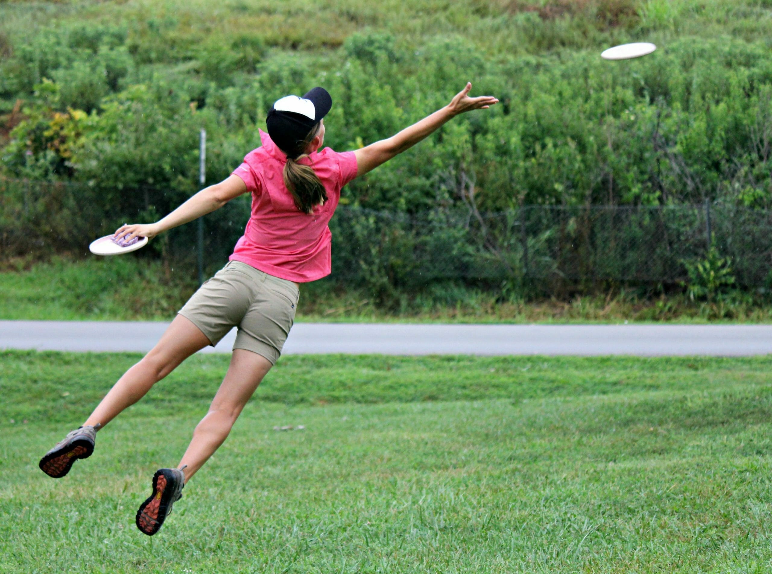 Catrina Allen is the picture for a Vikings blog post : r/discgolf