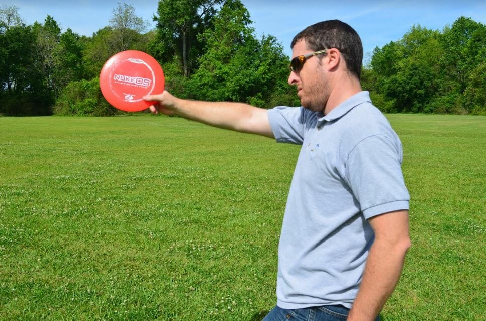 Tuesday Tips How To Throw A Forehand Roller Ultiworld