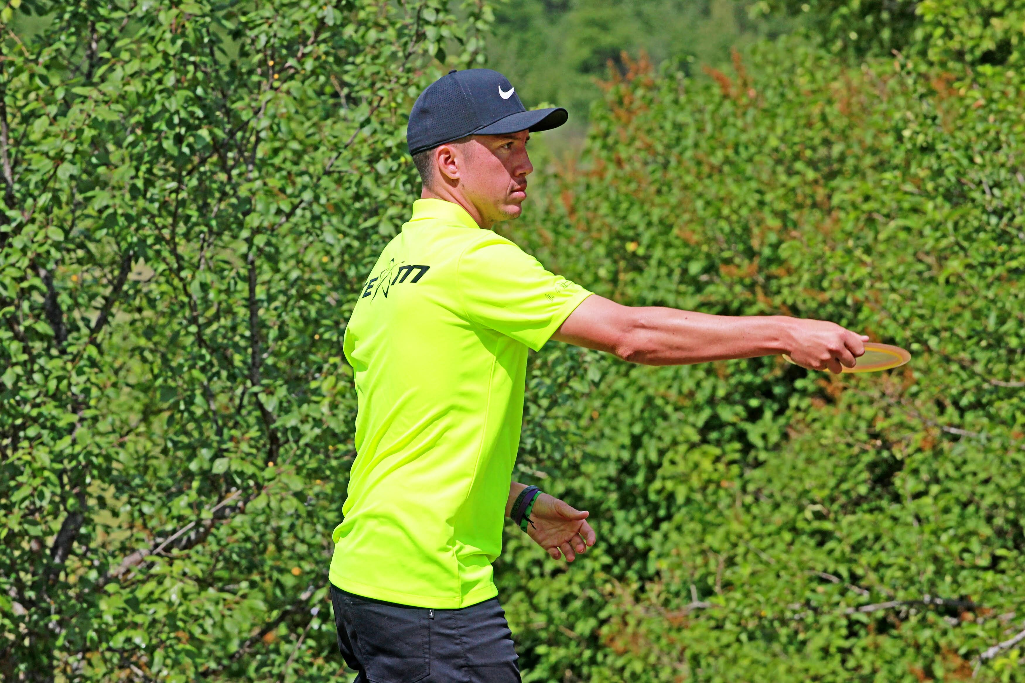 Ulibarri Wins As Underdogs Show Well At Alutaguse Open Ultiworld Disc