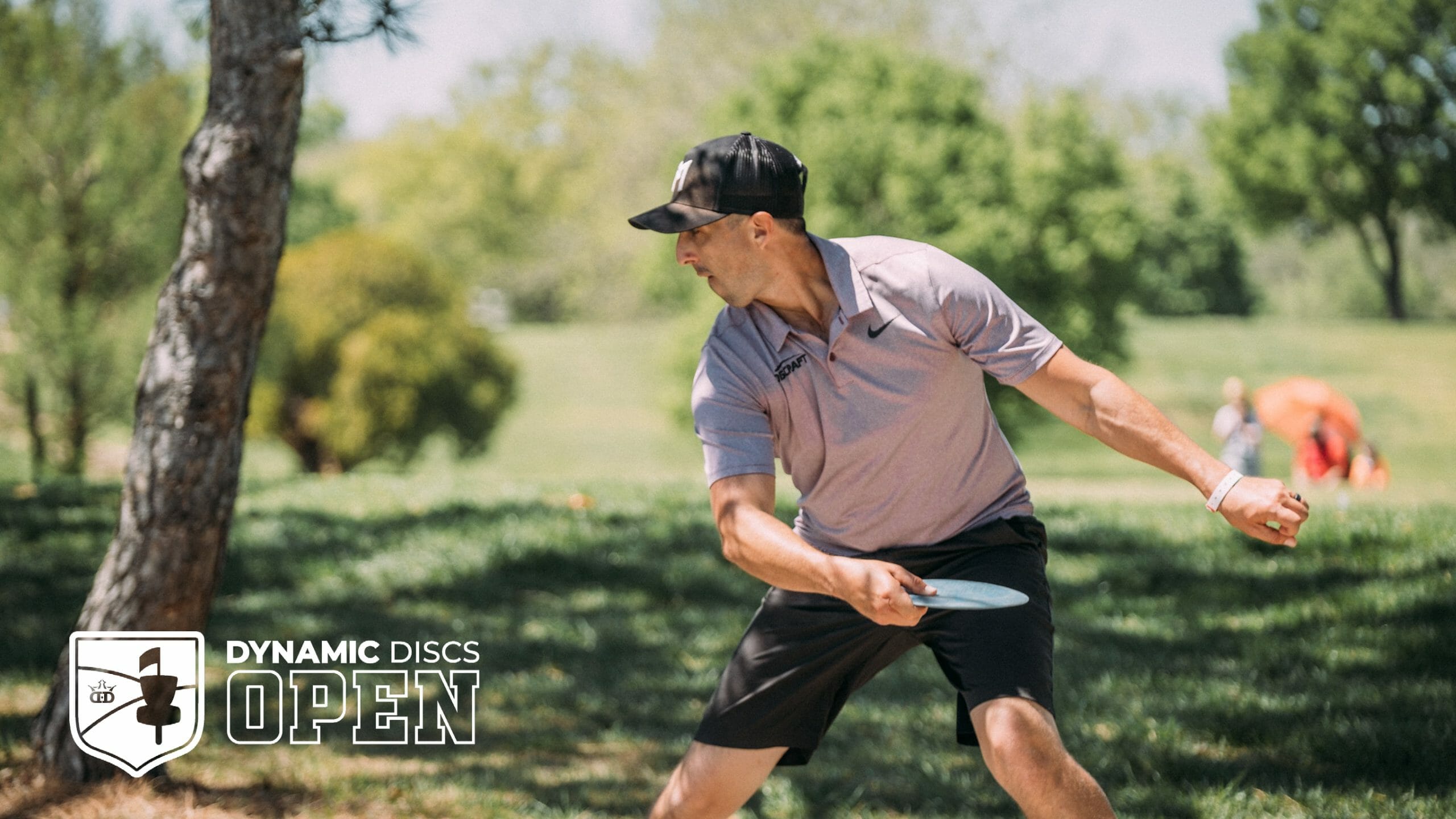 DDO McBeth's Hot Round Gives Him Share Of Lead Ultiworld Disc Golf