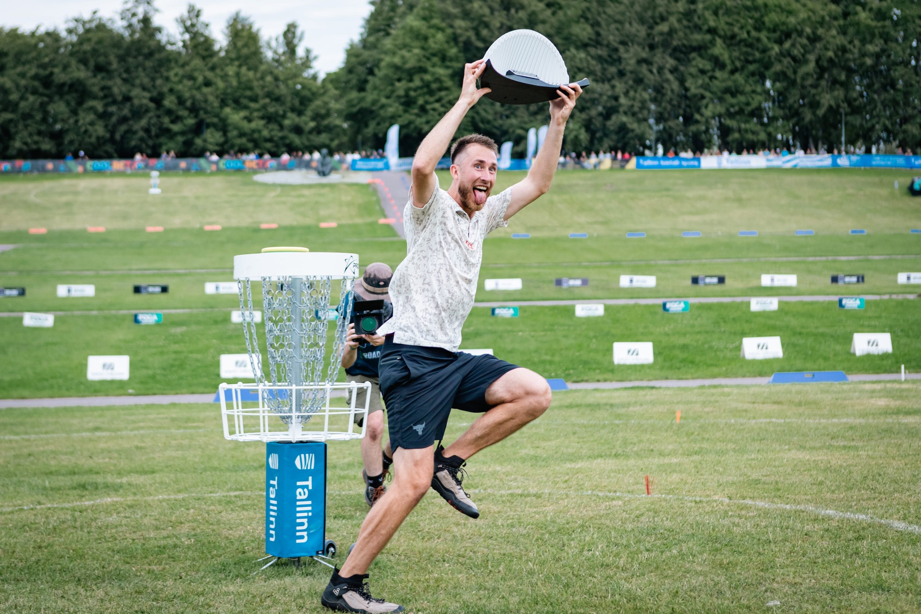 European Disc Golf Festival 2024: Wysocki’s Blistering Round 1 Delivers a Win; Gannon Surges Past Laine, Salonen – Ultiworld Disc Golf